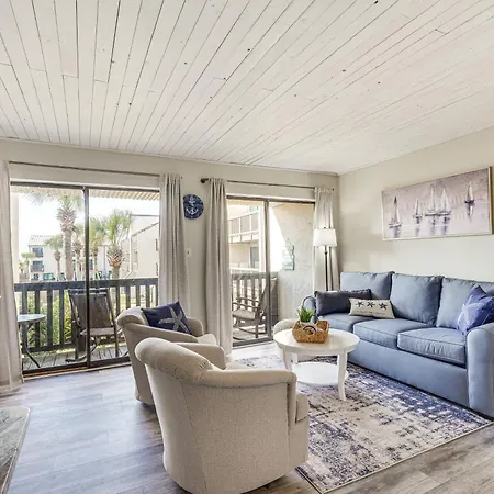 Coastal Pcb Condo - Walk To The Ocean!
